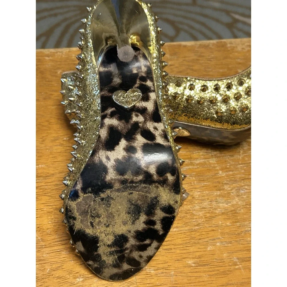 Betsey Johnson Gold Glitter Spike Pump High Heels 8M Ellina Leather Shoes Vtg